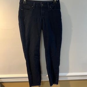 GUESS stretchy skinny jeans
